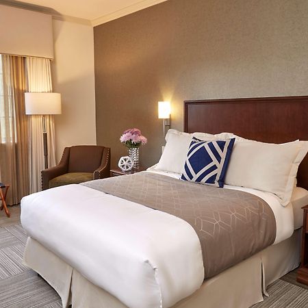 Rizzo Center, A Destination By Hyatt Hotel Chapel Hill Ngoại thất bức ảnh